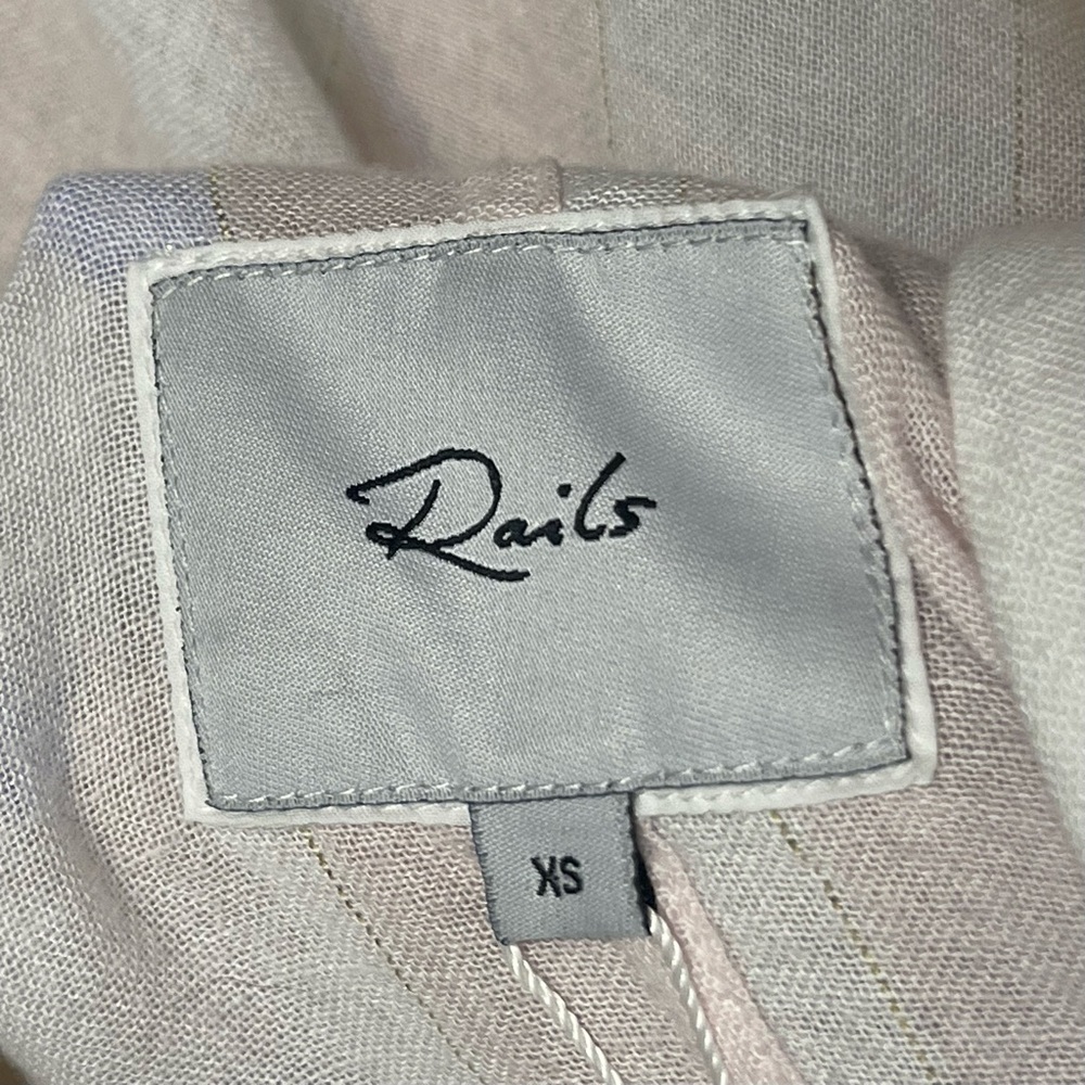 NWOT Rails Tie Front Lotus Striped Top Size XS pink &white W/ a strip of gold - Picture 7 of 8